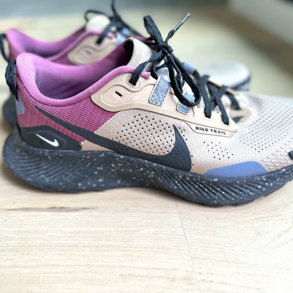 Nike pegasus trail - Picture 1 of 4